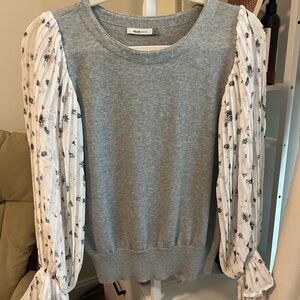 Gray Floral Sleeve Blouse